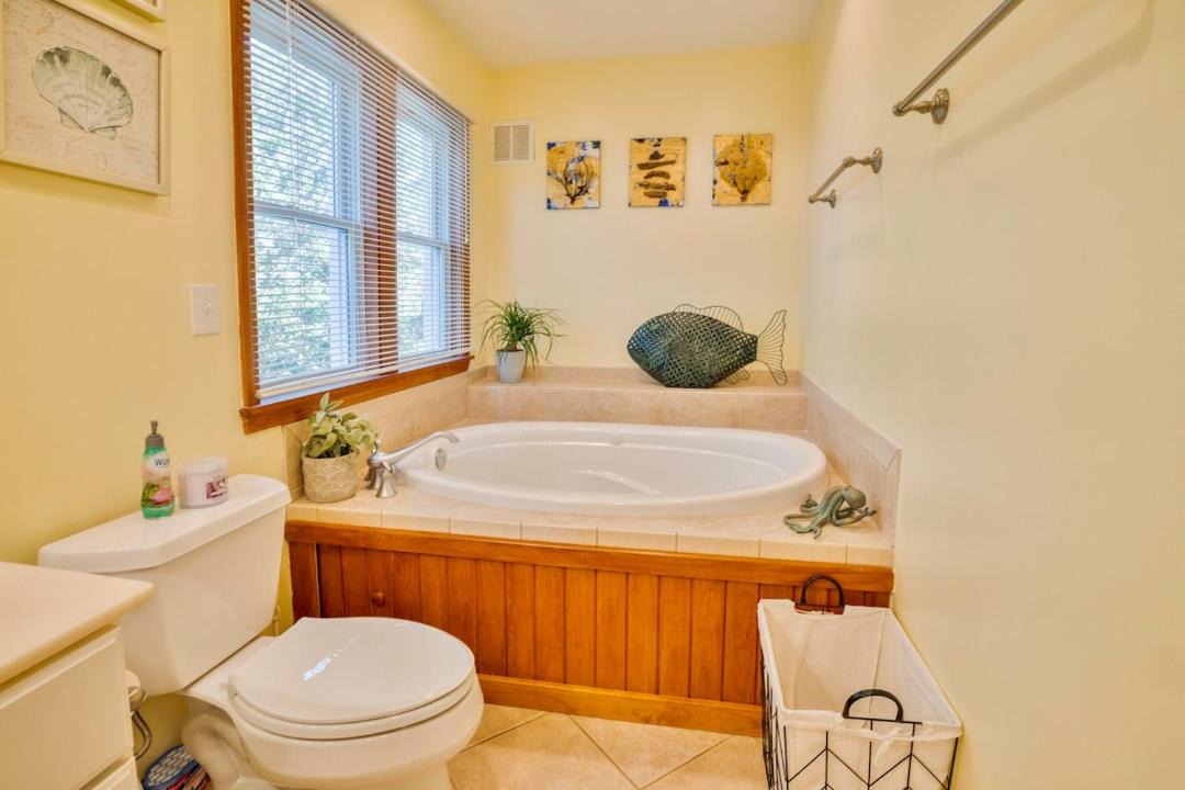 Photo of Bathroom in Nags Head