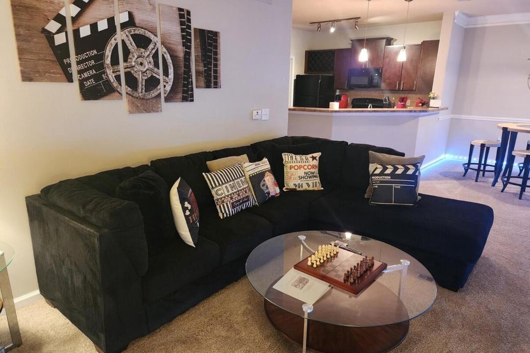Photo of Livingroom in Executive Park