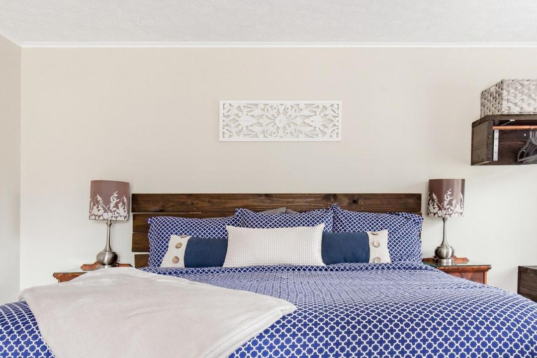 Photo of Bedroom in Hendersonville