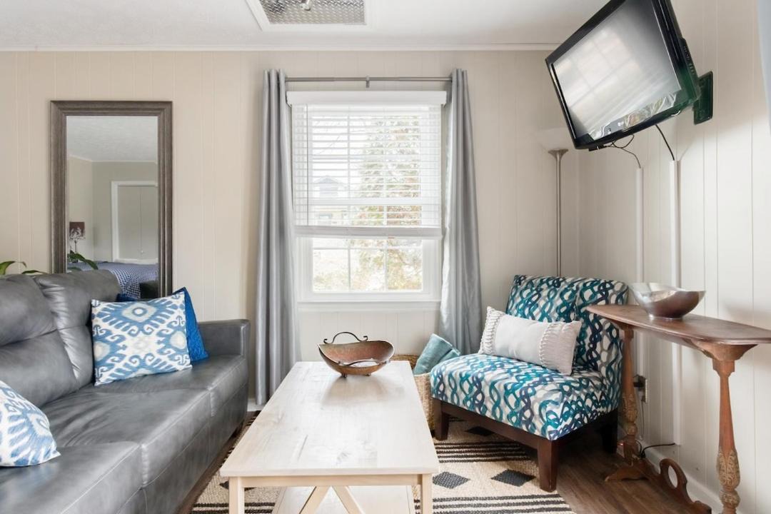 Photo of Livingroom in Hendersonville