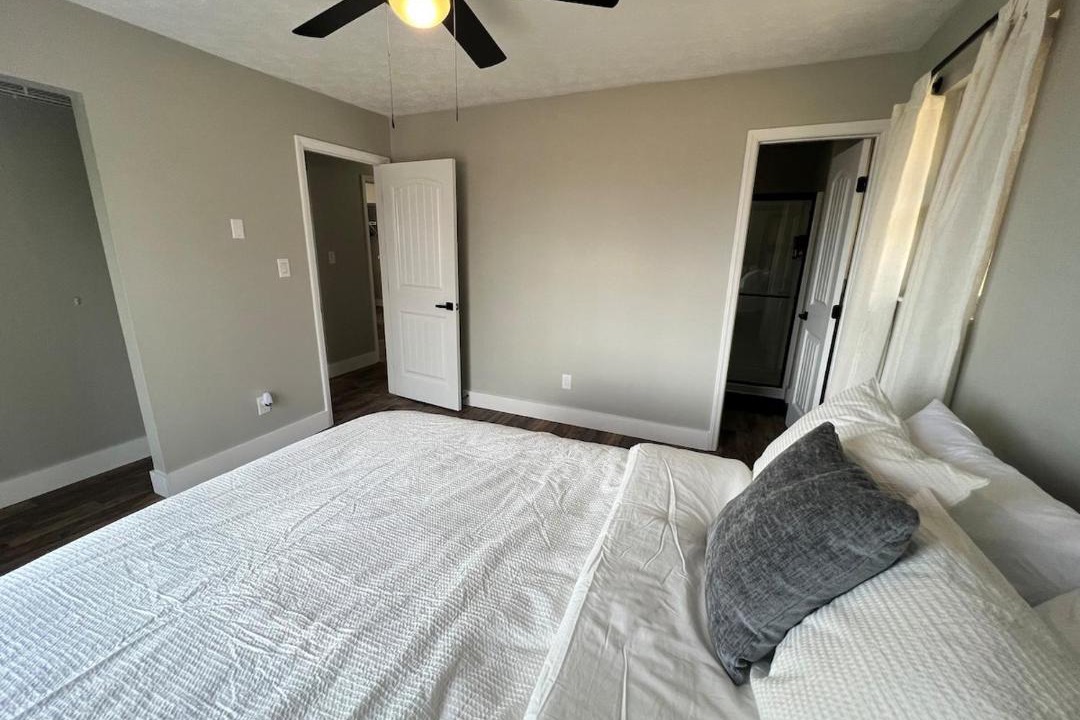 Photo of Bedroom in Skyland