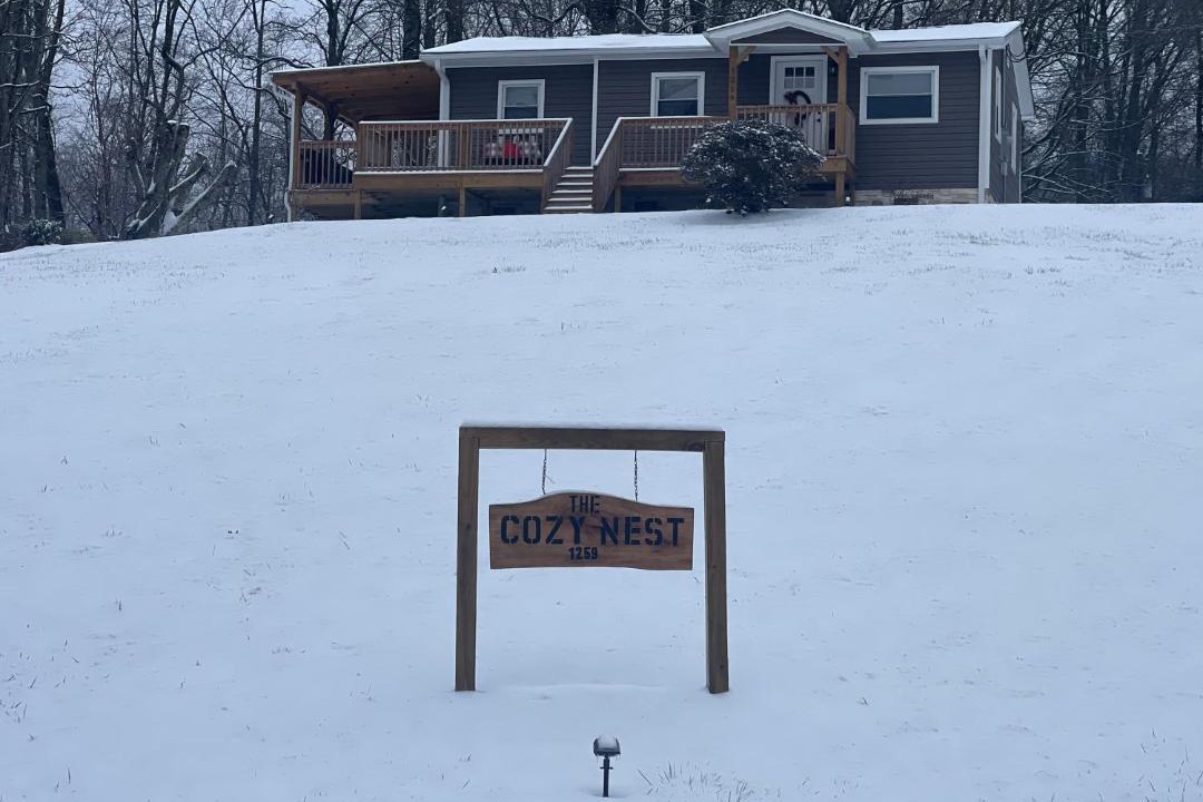 Photo of Others in Mount Airy