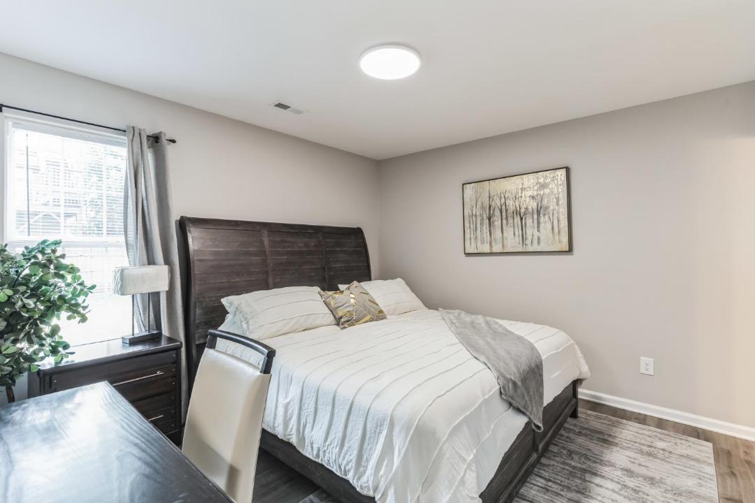 Photo of Bedroom in Downtown