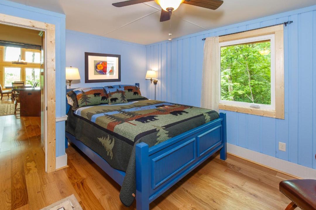 Photo of Bedroom in Pisgah Forest