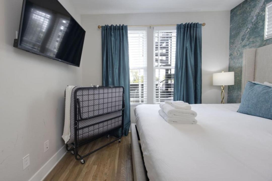 Photo of Bedroom in Hadley - Washington