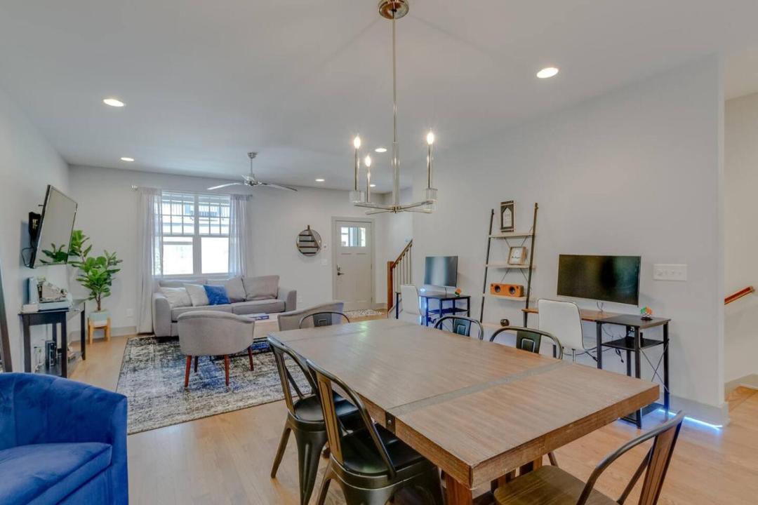 Photo of Others in Historic Waverly
