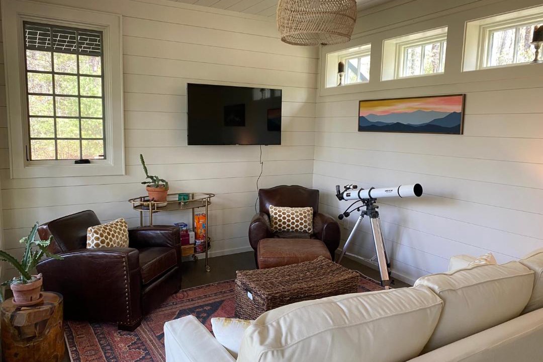 Photo of Livingroom in Cashiers