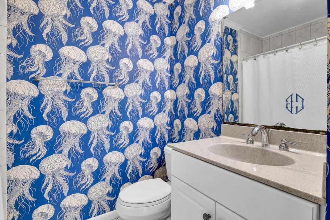 Photo of Bathroom in Shell Island