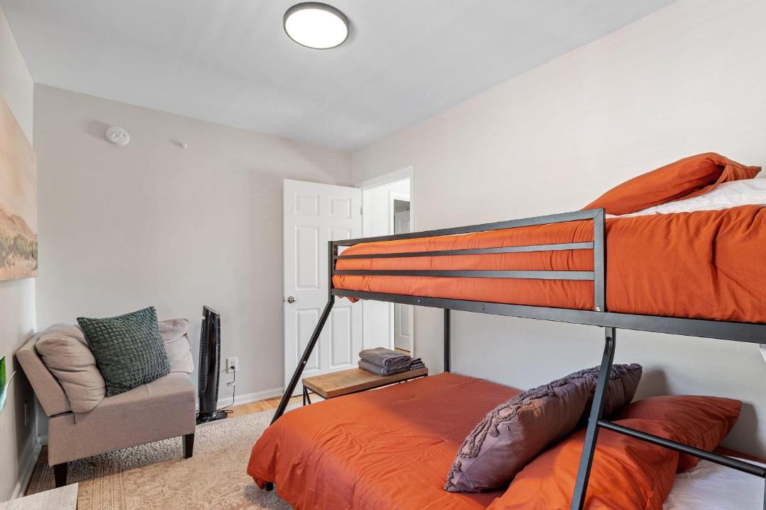 Photo of Bedroom in Downtown