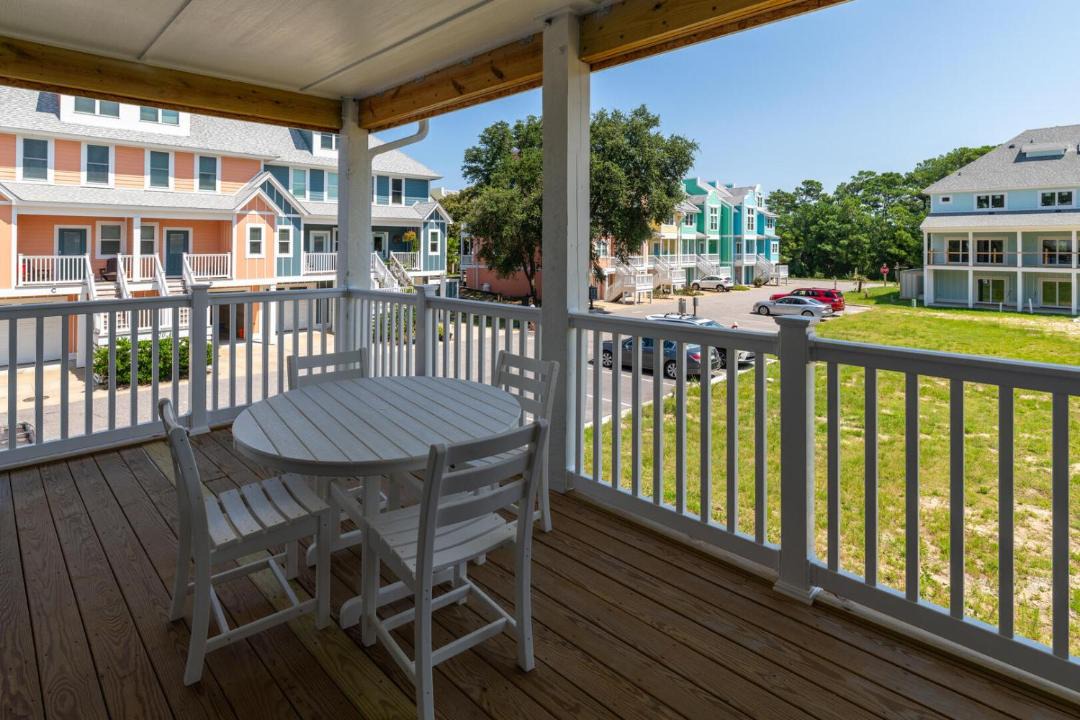 Photo of Patio Balcony in Bermuda Bay