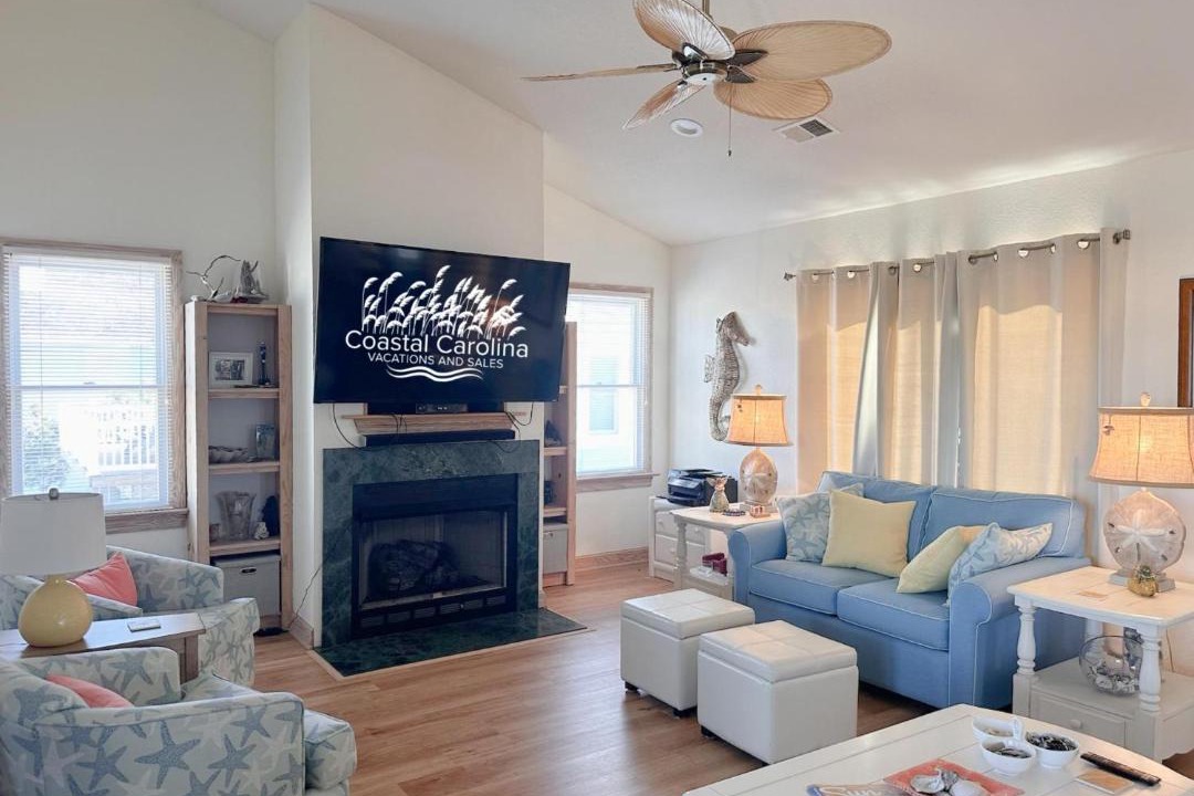Photo of Livingroom in Nags Head