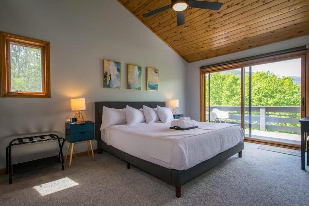 Photo of Bedroom in Maggie Valley