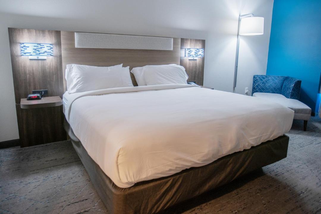 Photo of Bedroom in Pembroke