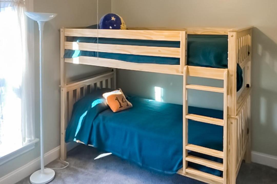 Photo of Bedroom in Arden
