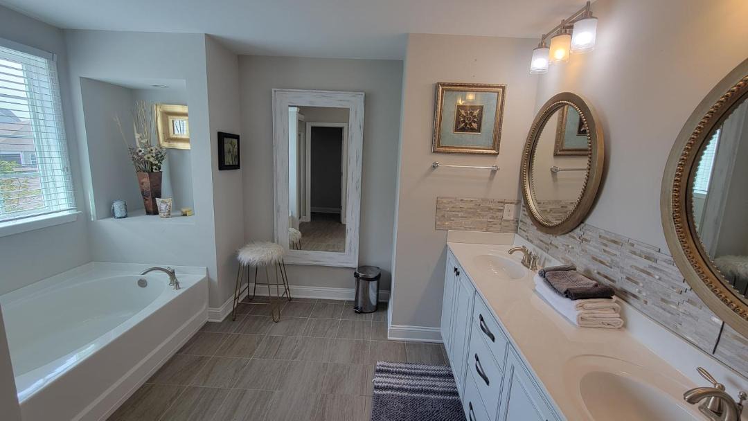 Photo of Bathroom in Murraysville
