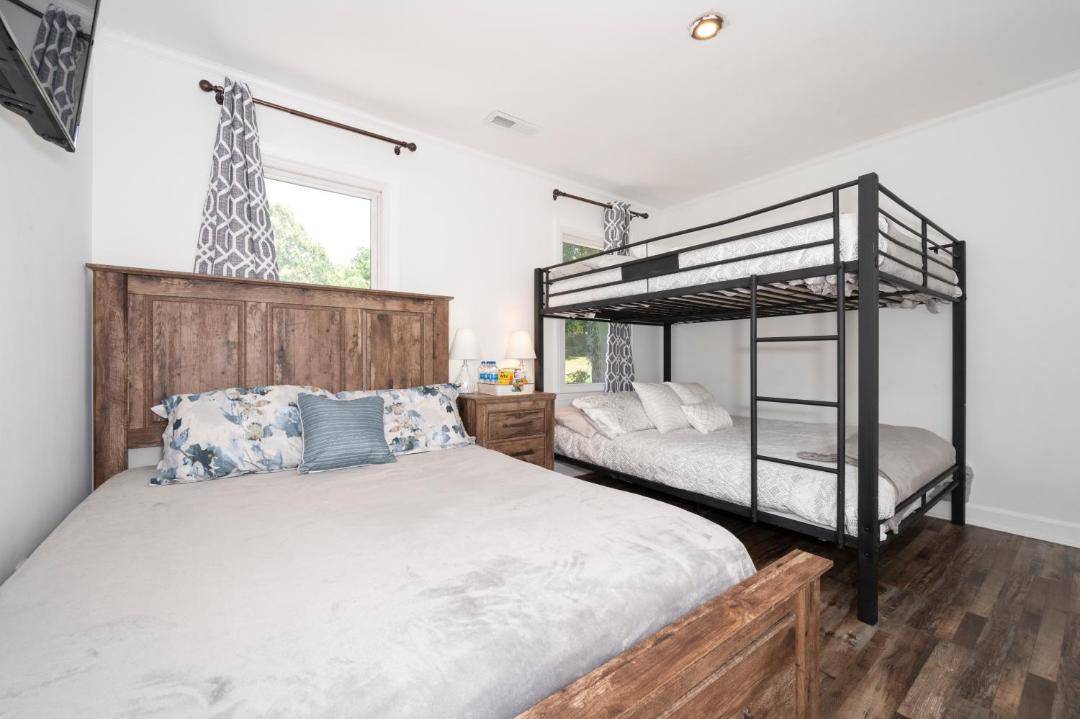 Photo of Bedroom in Kernersville