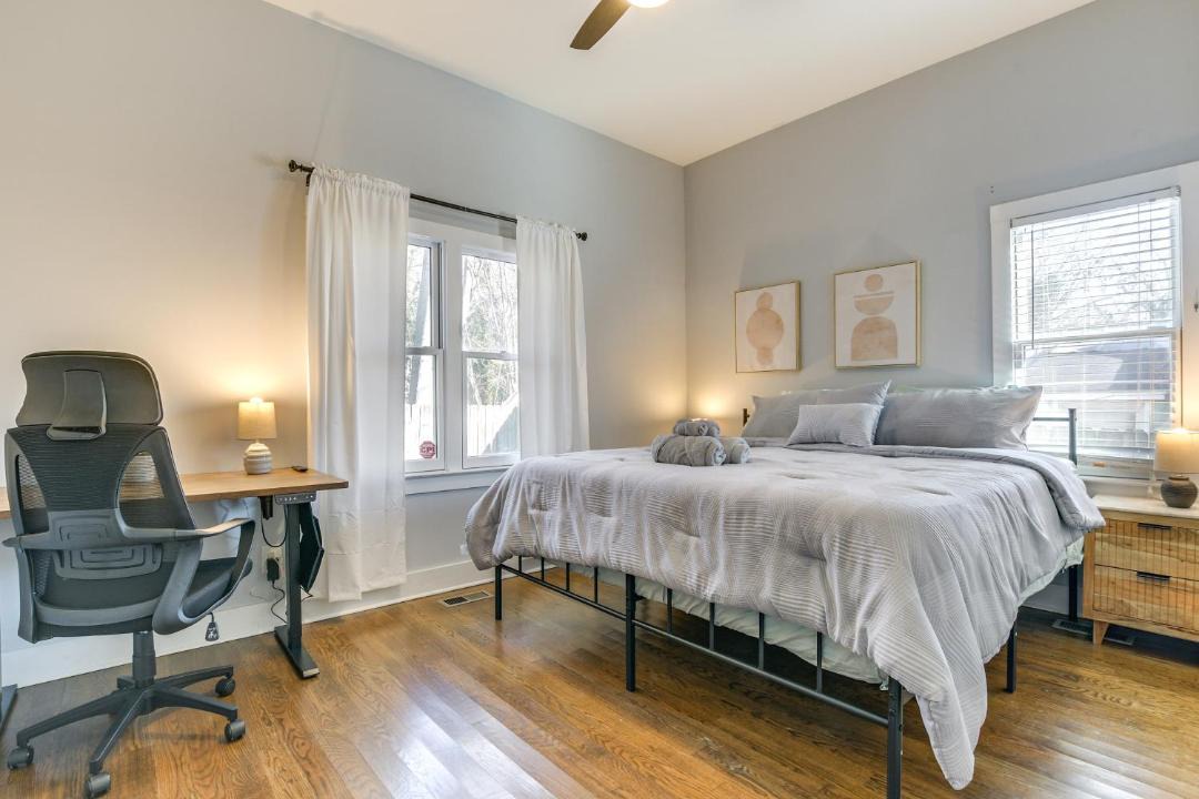 Photo of Bedroom in Downtown