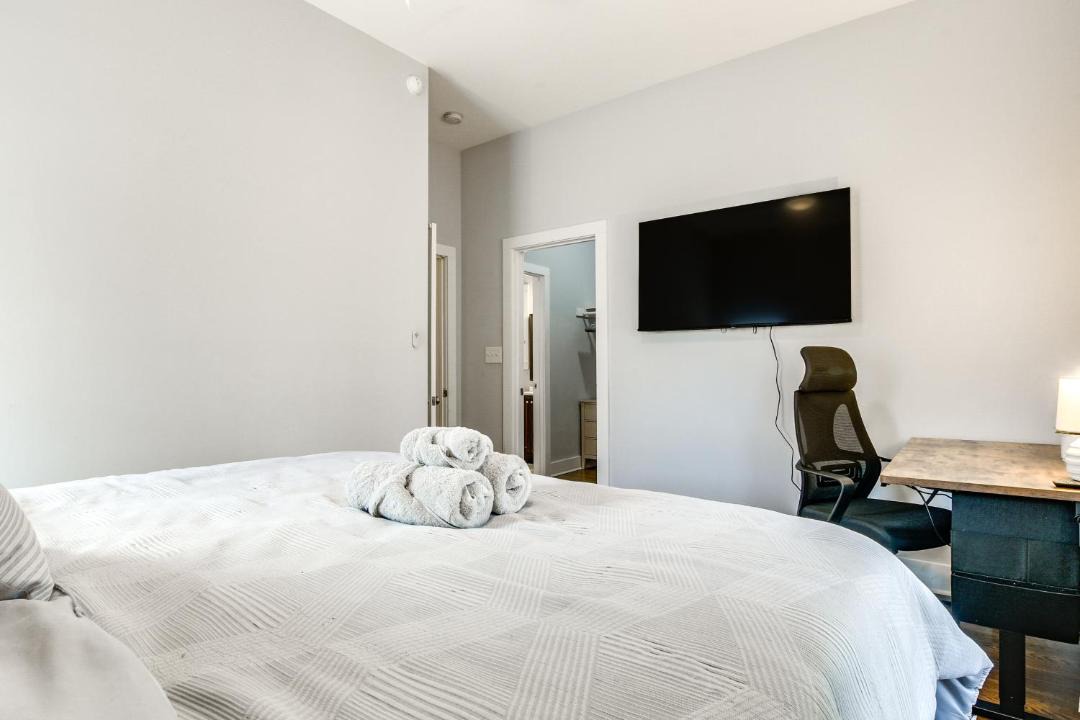 Photo of Bedroom in Downtown