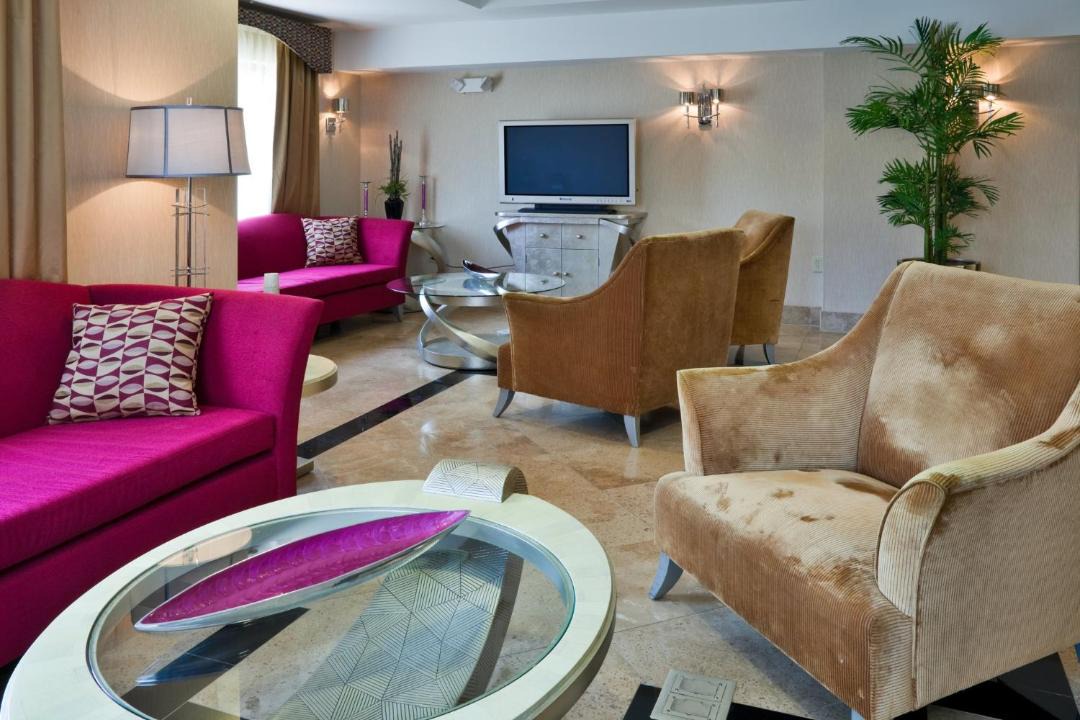 Photo of Livingroom in Crestline Heights