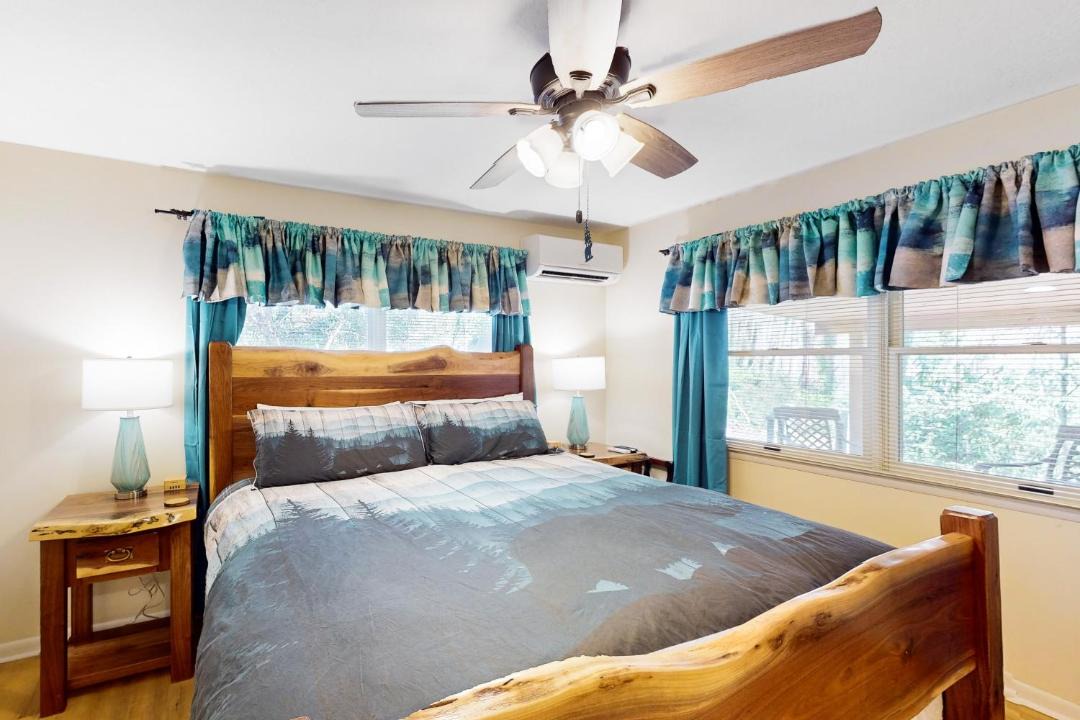 Photo of Bedroom in Maggie Valley