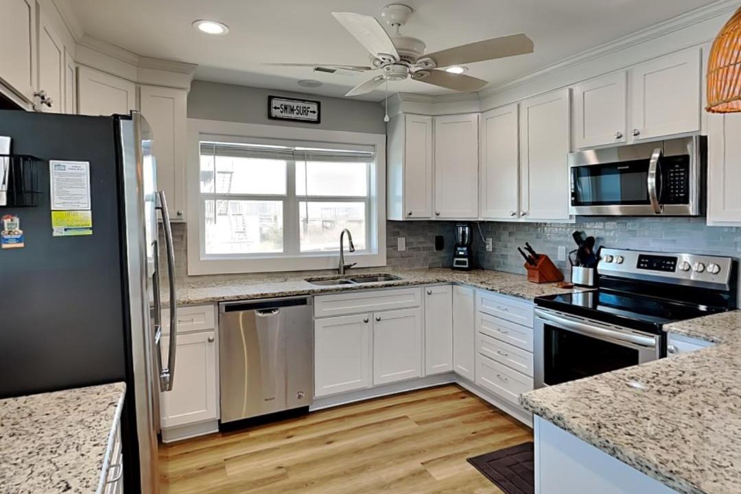 Photo of Kitchen in Topsail Beach