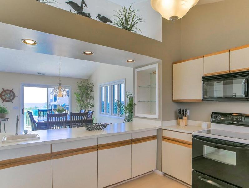 Photo of Kitchen in Topsail Beach