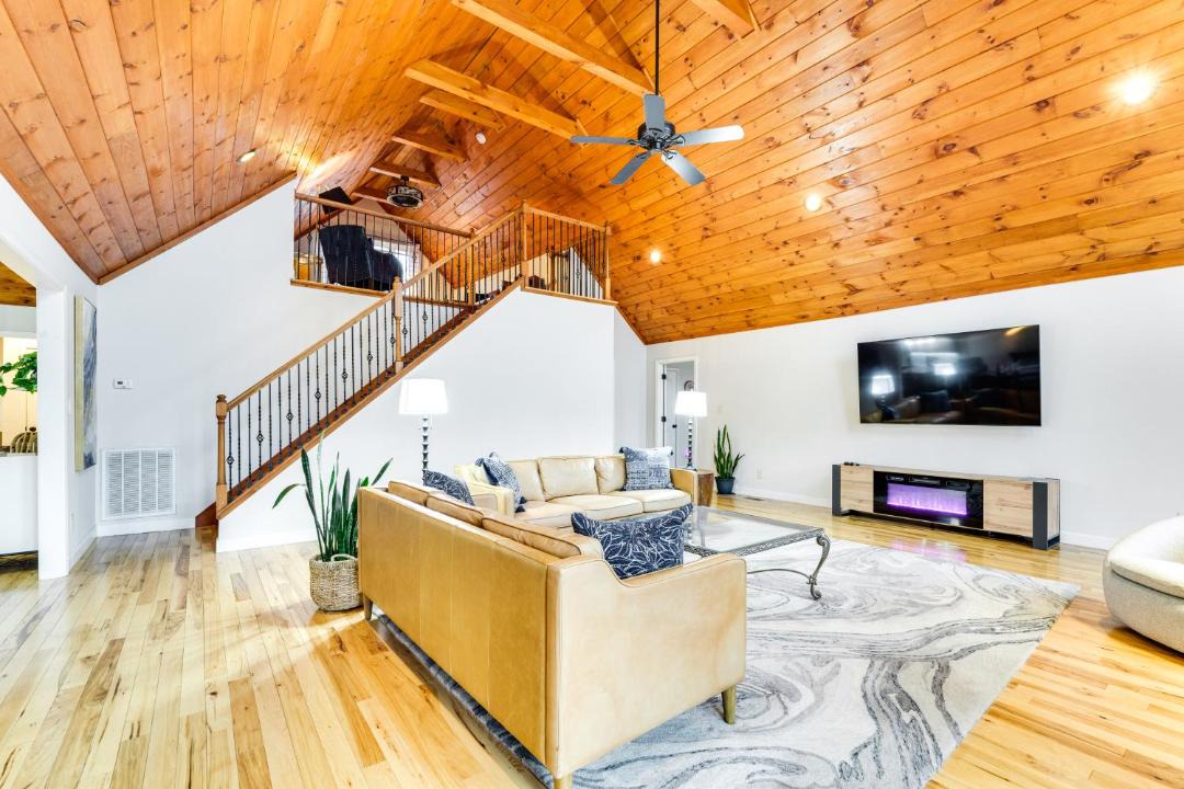 Photo of Livingroom in Vein Mountain