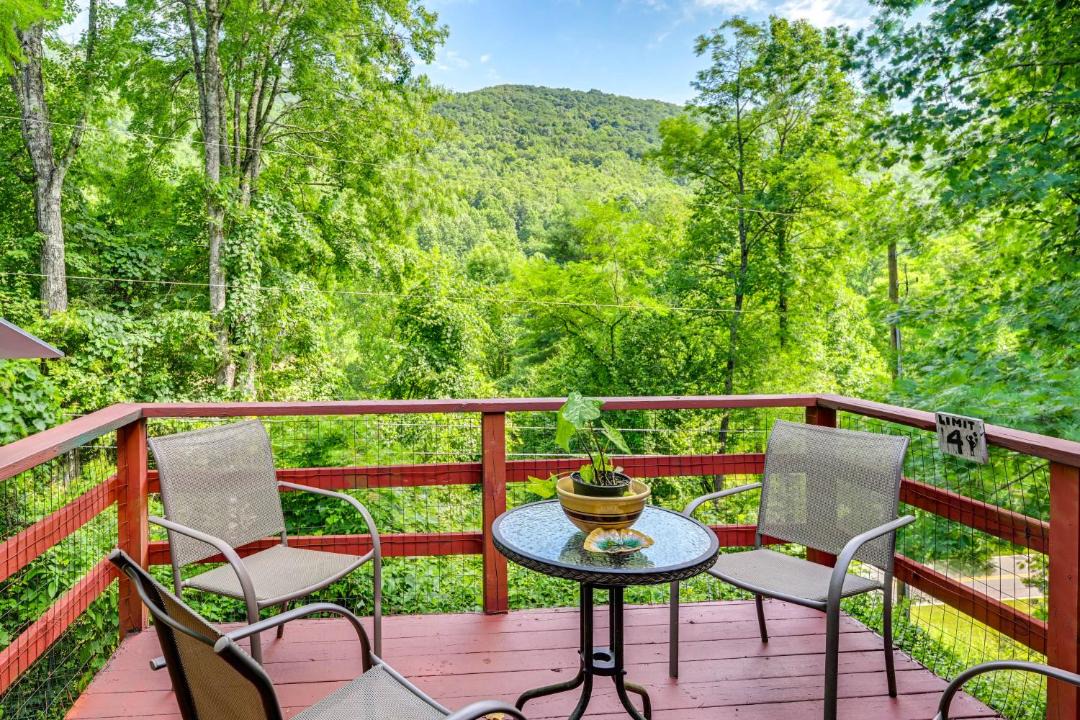 Photo of Patio Balcony in Robbinsville