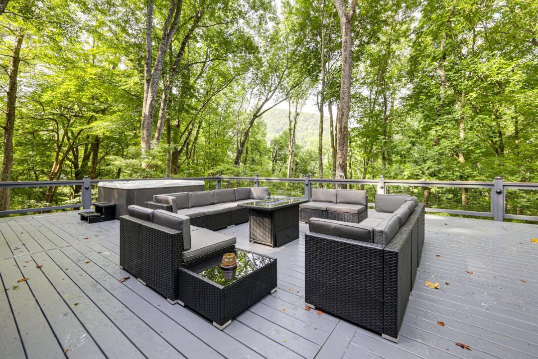 Photo of Patio Balcony in Ridgewood Estates