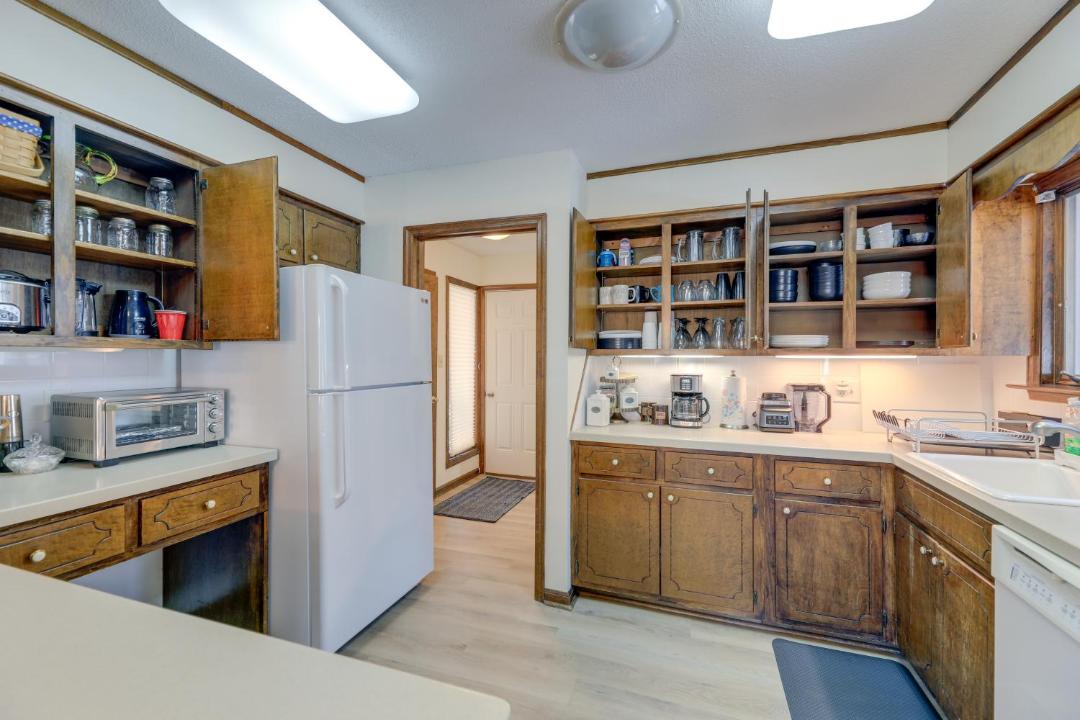 Photo of Kitchen in Pine Knoll Shores