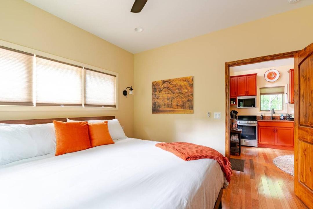 Photo of Bedroom in Marshall