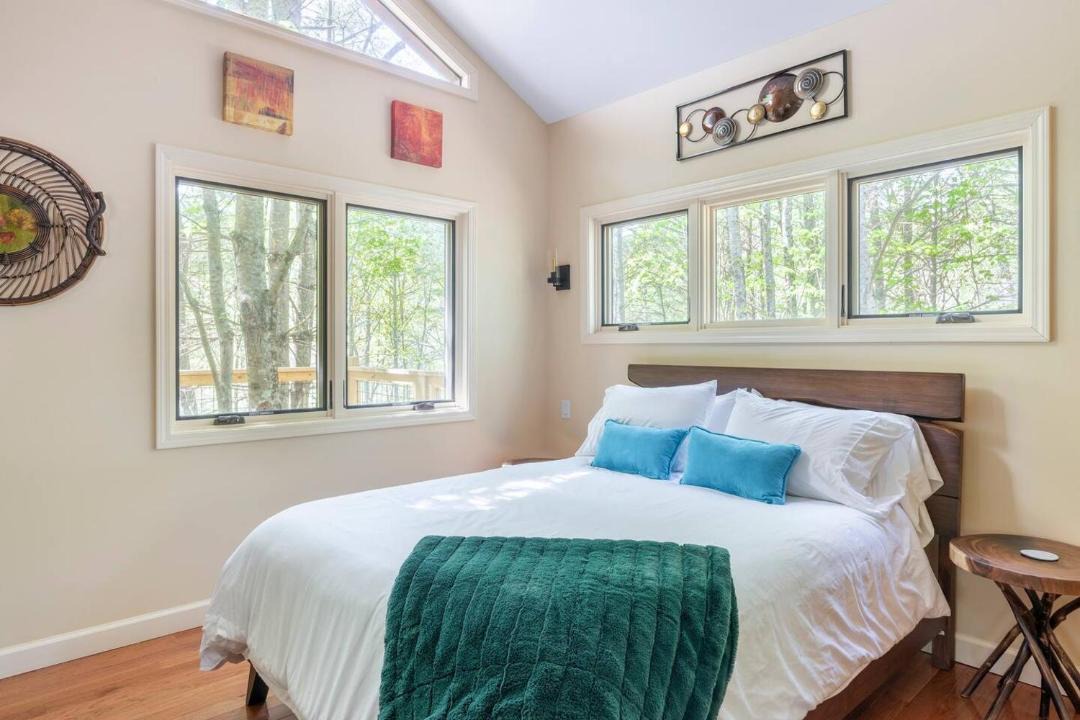 Photo of Bedroom in Marshall