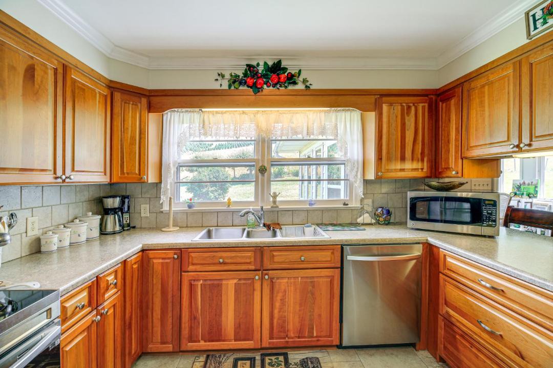 Photo of Kitchen in Laurel Springs
