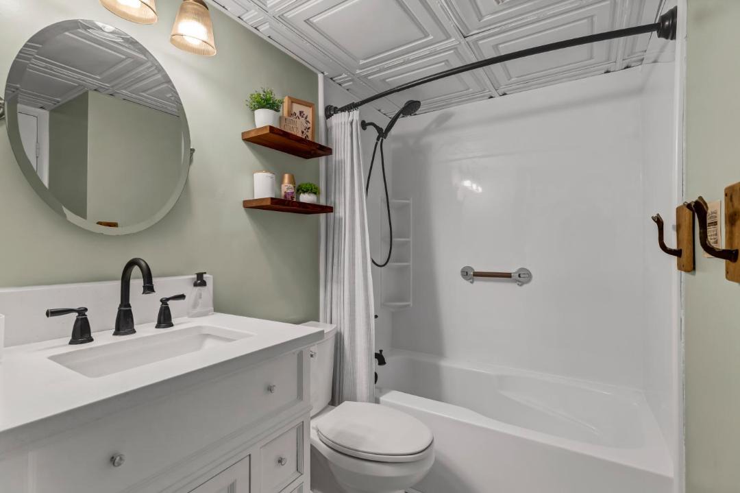 Photo of Bathroom in Carolina Beach