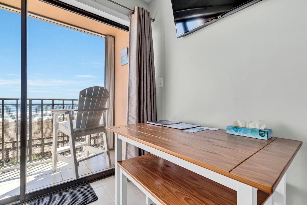 Photo of Patio Balcony in Carolina Beach