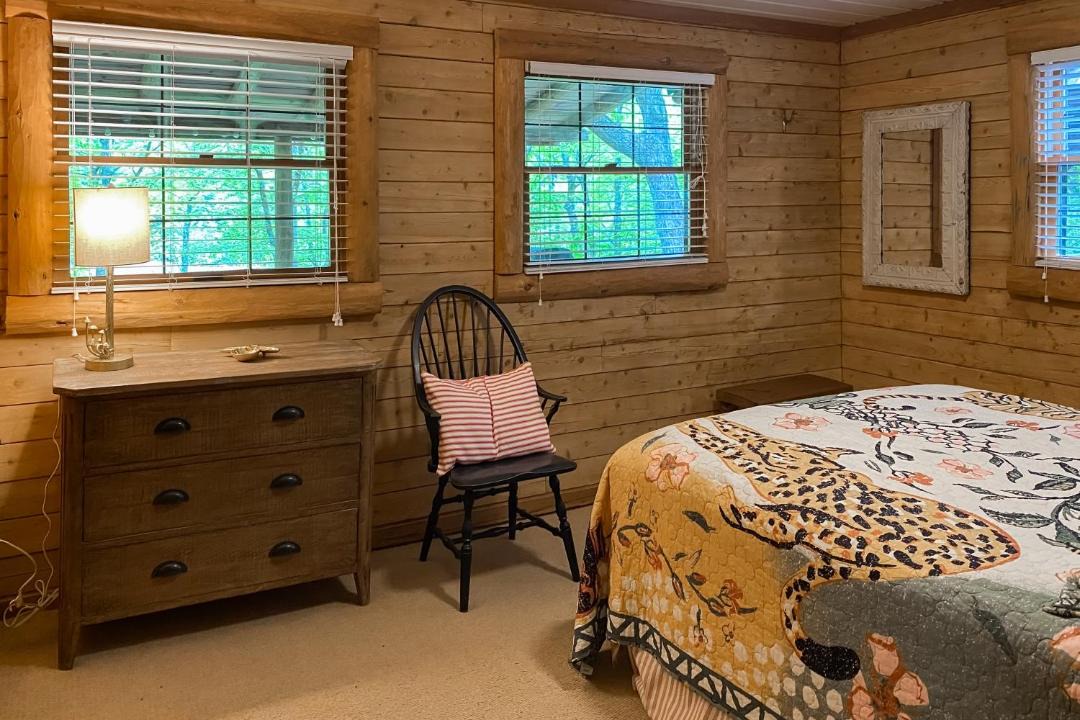 Photo of Bedroom in Lake Toxaway