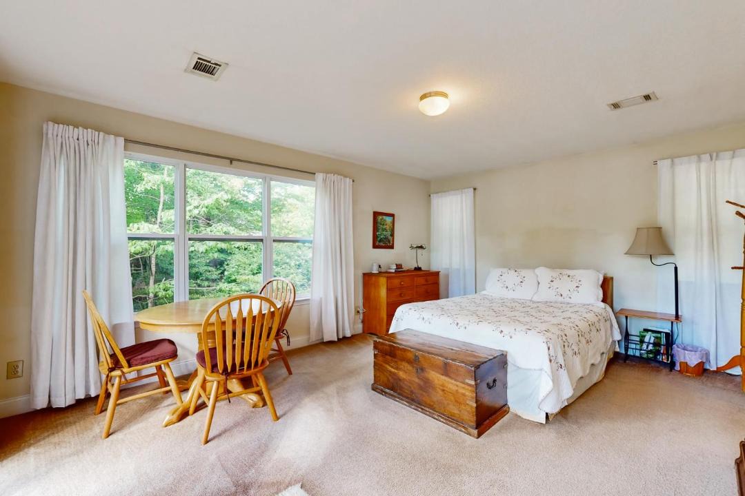 Photo of Bedroom in Topton