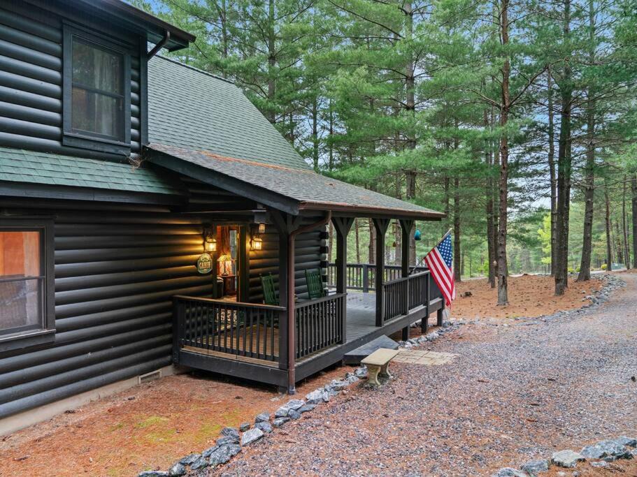 Photo of Buildings in Vein Mountain
