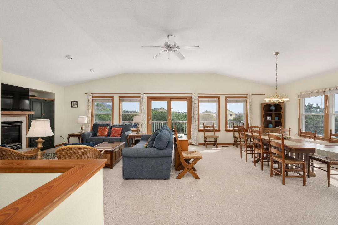 Photo of Others in Whalehead Beach