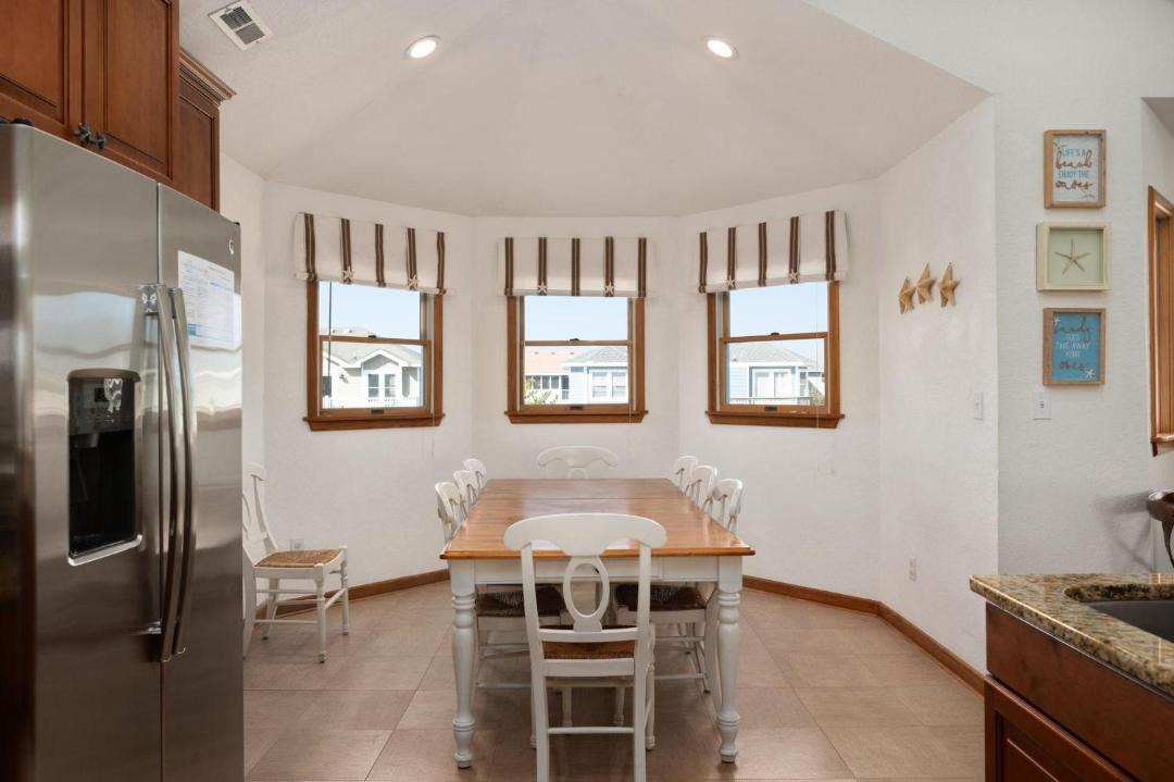 Photo of Kitchen in Corolla
