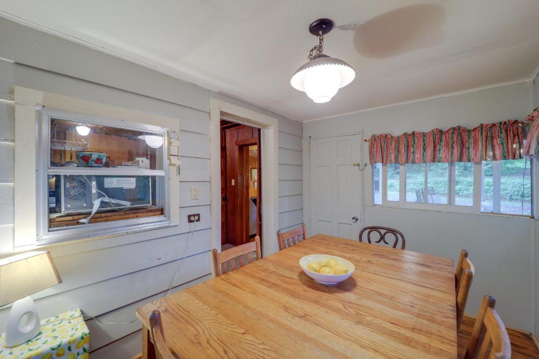 Photo of Kitchen in Linville Falls