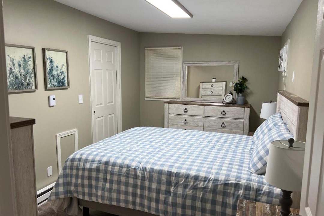 Photo of Bedroom in Roxboro