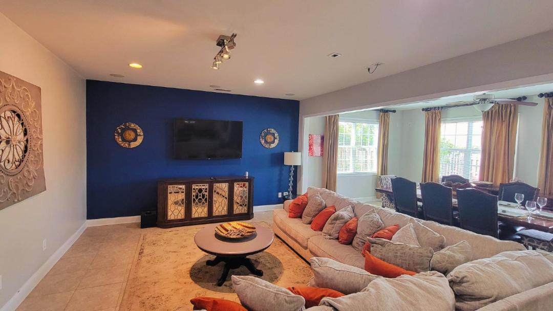 Photo of Livingroom in Murraysville