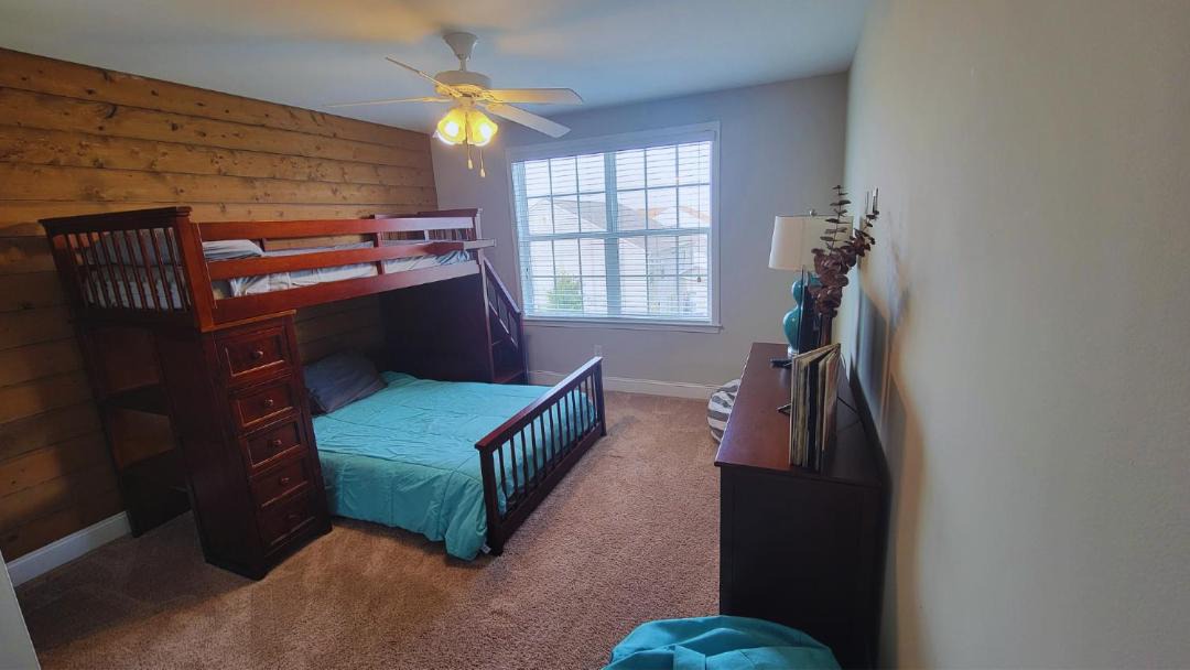 Photo of Bedroom in Murraysville
