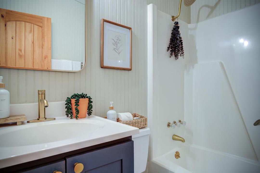 Photo of Bathroom in Mill Ridge