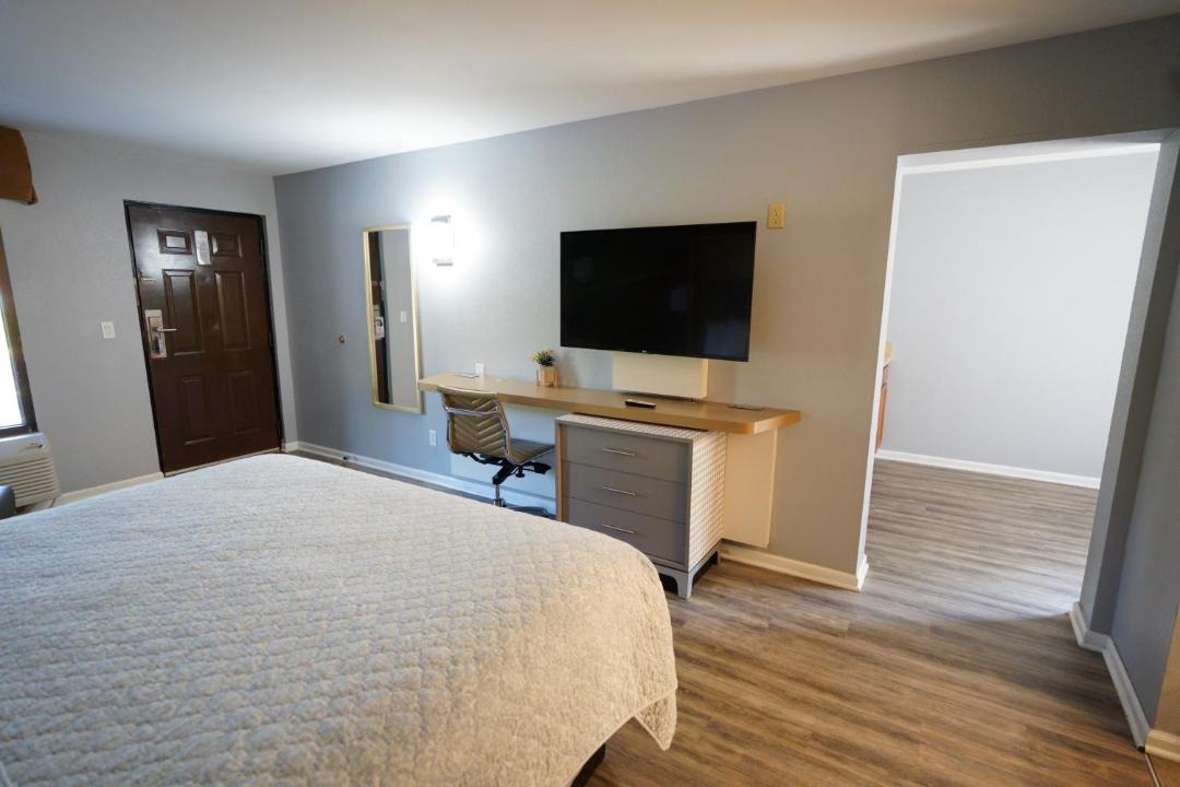 Photo of Bedroom in Lynn