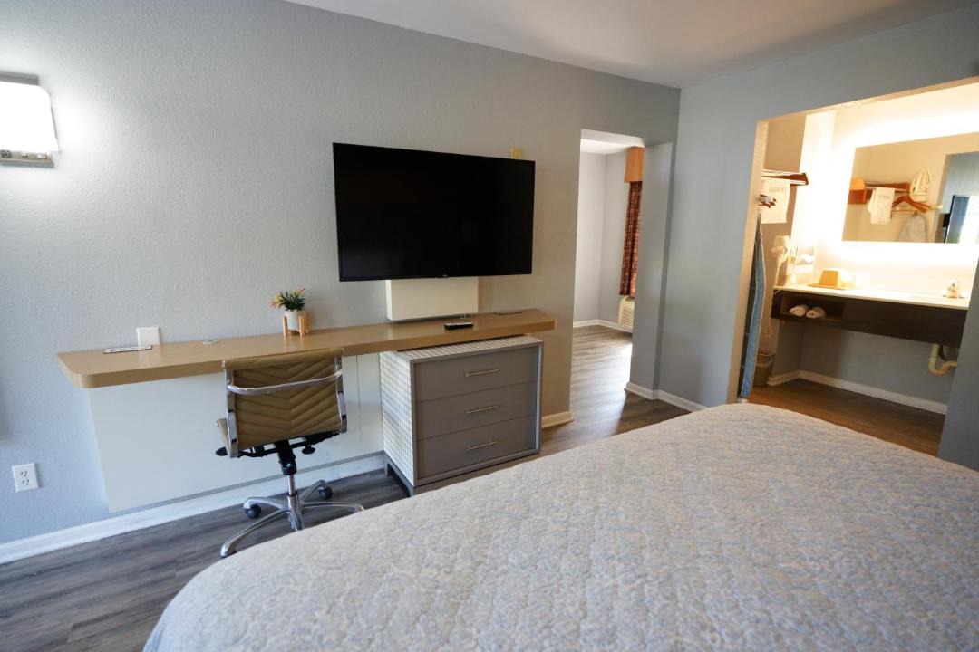 Photo of Bedroom in Lynn