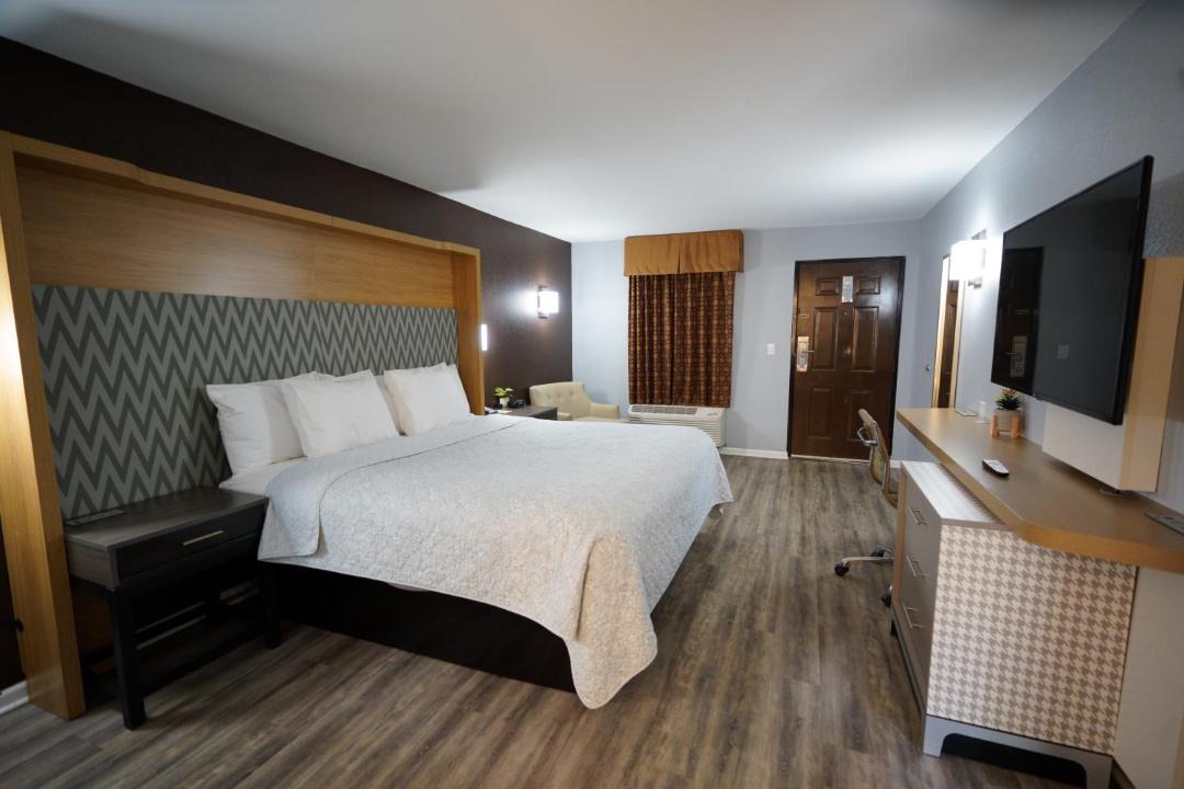Photo of Bedroom in Lynn