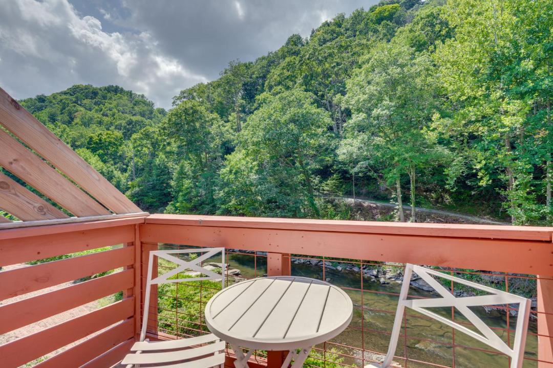 Photo of Patio Balcony in Burnsville