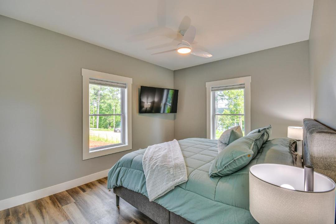 Photo of Bedroom in Hickory
